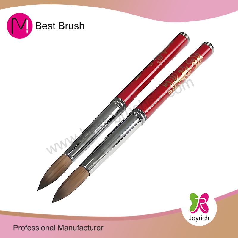 Чаму варта выбраць правільную акрылавую шчотку для ідэальных пазногцяў?